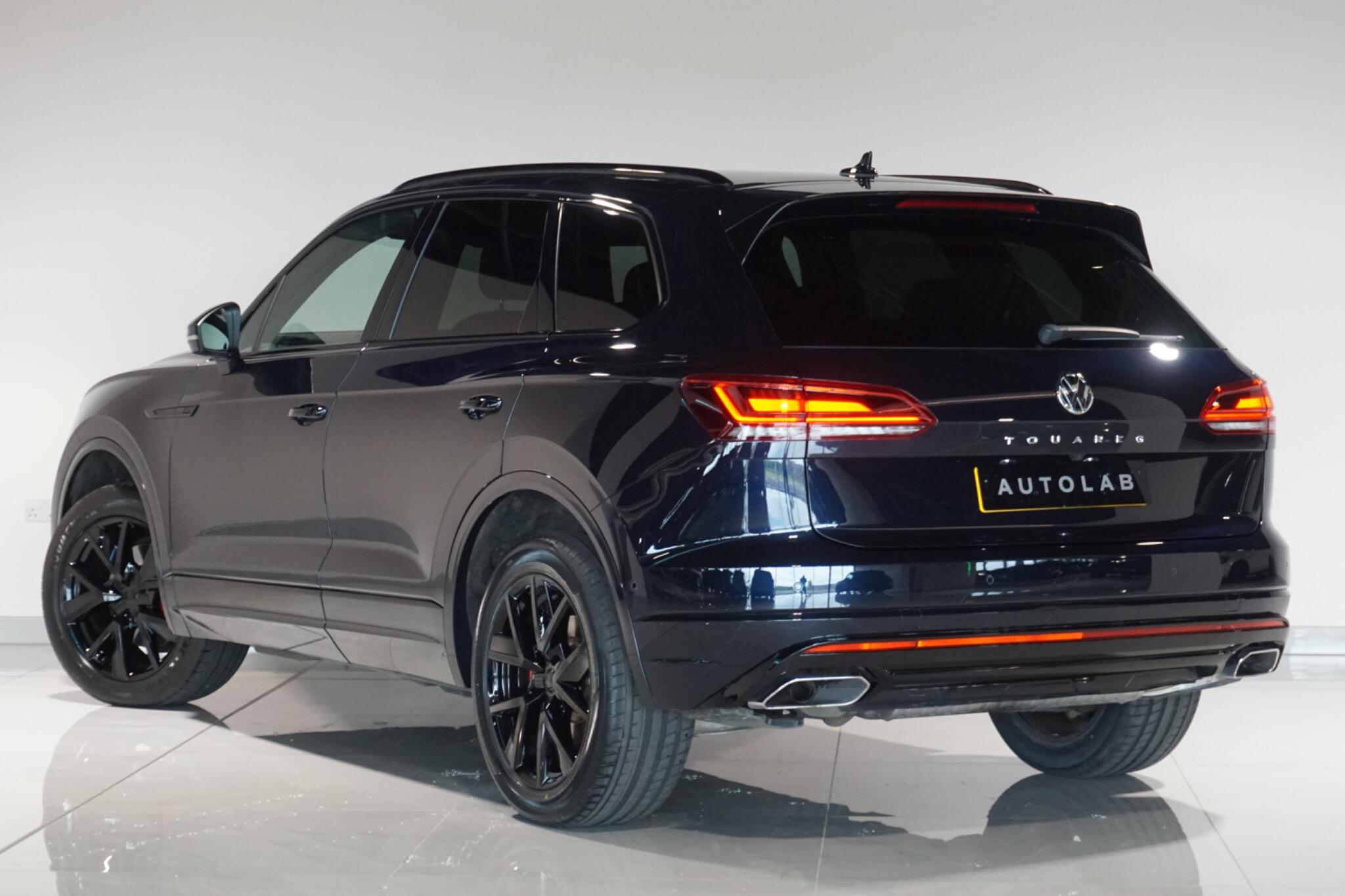 Volkswagen Touareg 3.0 TDI V6 R-Line SUV 5dr Diesel Tiptronic 4Motion Euro 6 (s/s) (286 ps)